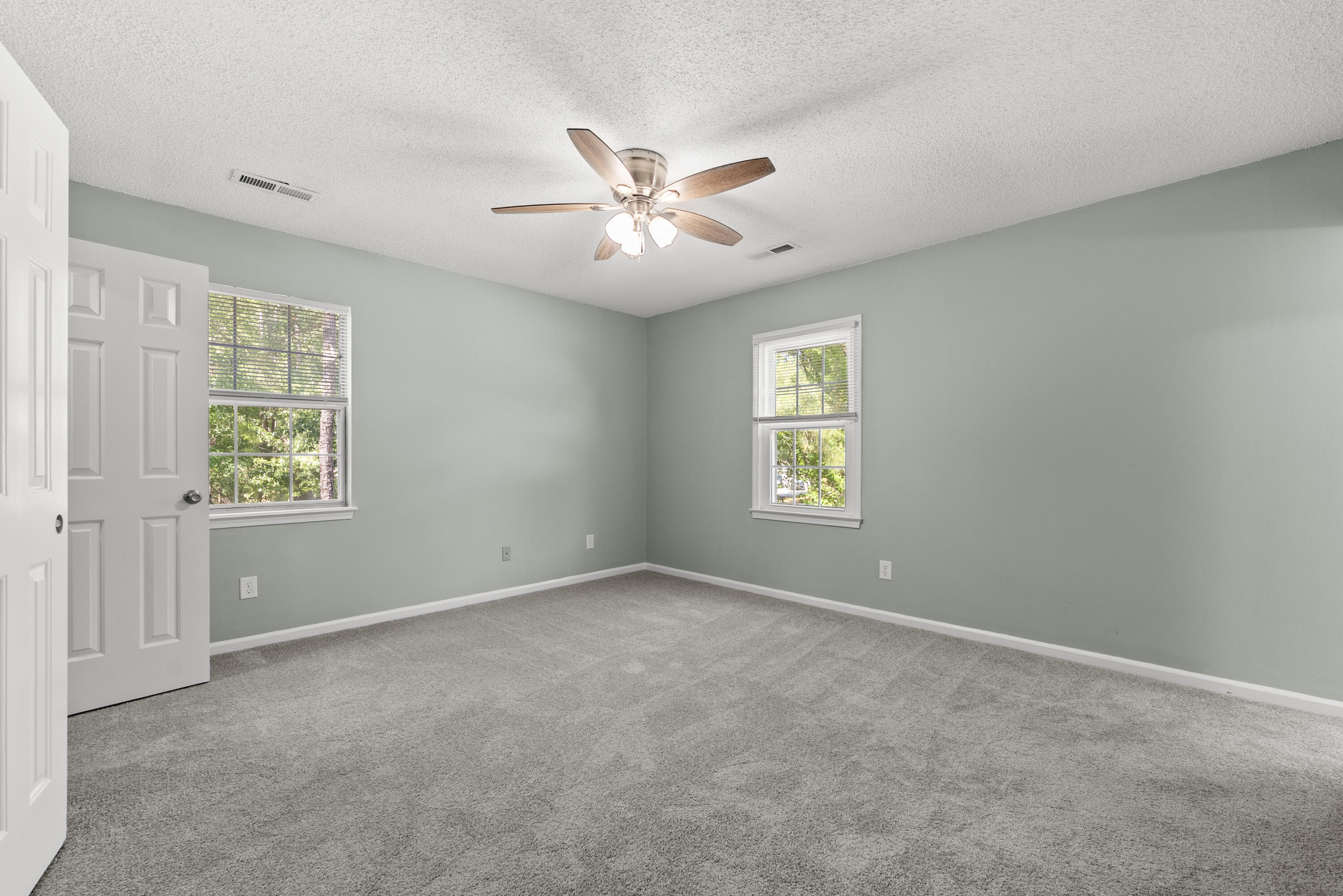 100 Raith Road Summerville, SC 29485 - Photo 29 of 45
