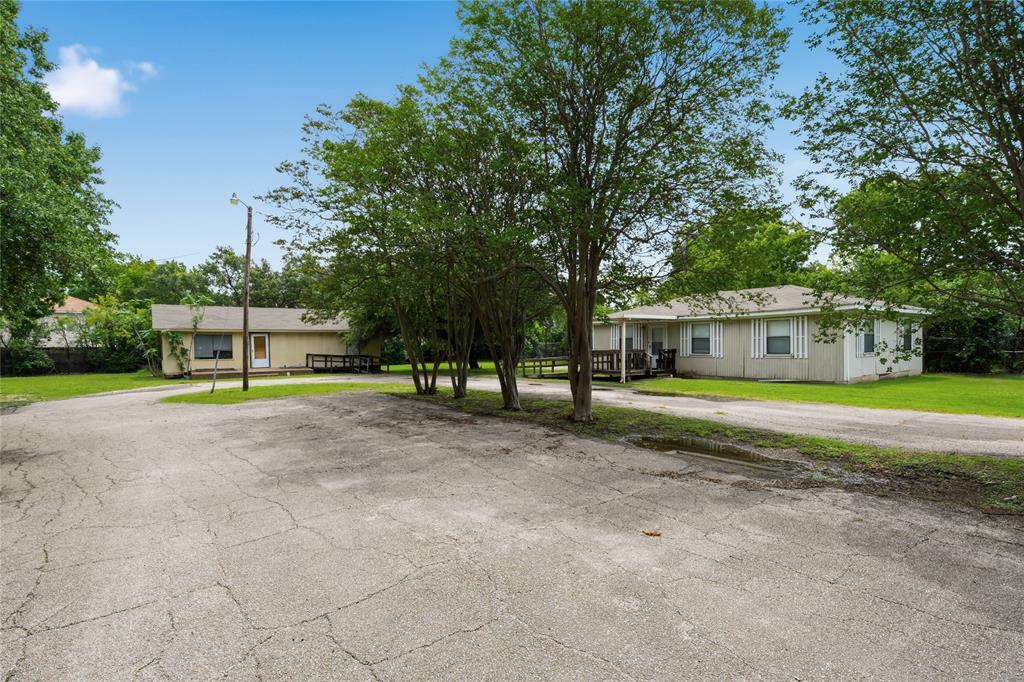 2323 North 39th Street Waco, TX 76708 - Photo 7 of 9