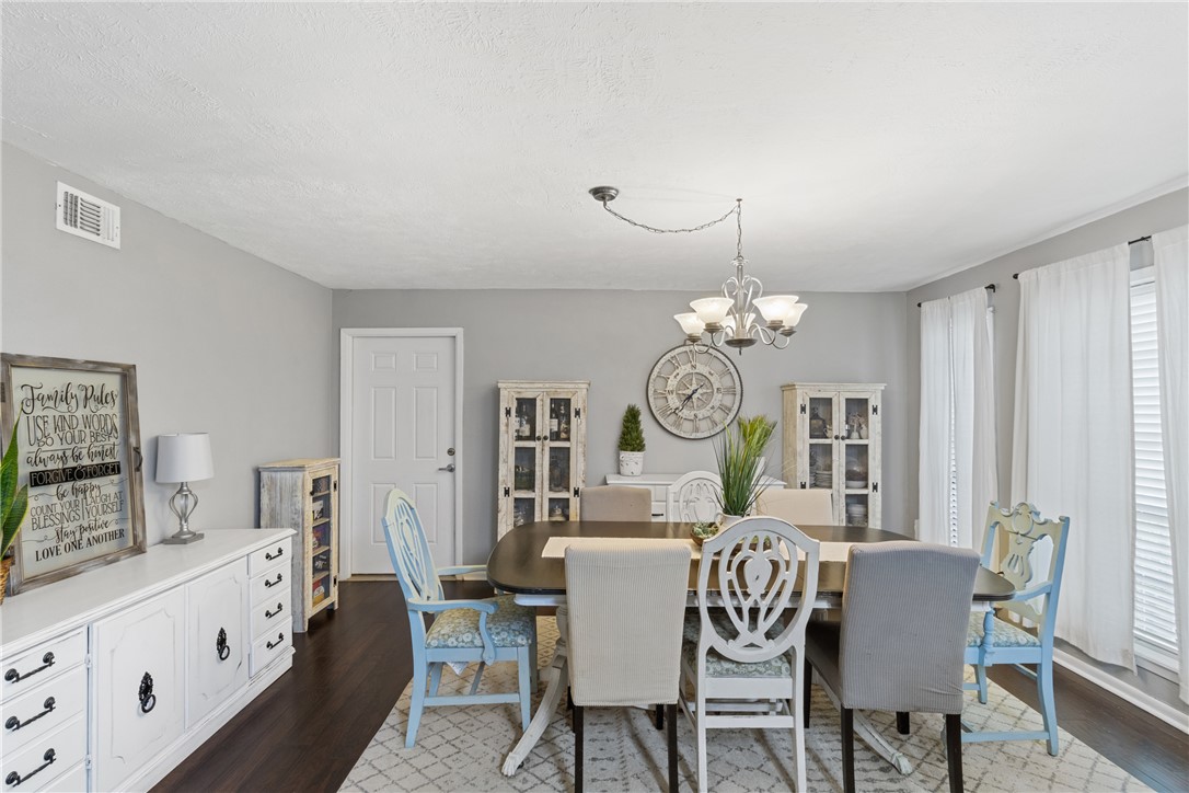 2726 Camelot Drive Bryan, TX 77802 - Photo 11 of 26