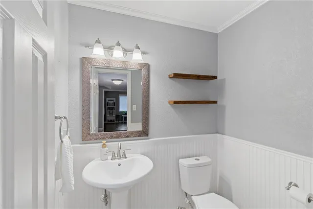 $325,000 | 2726 Camelot Drive, Bryan, TX 77802