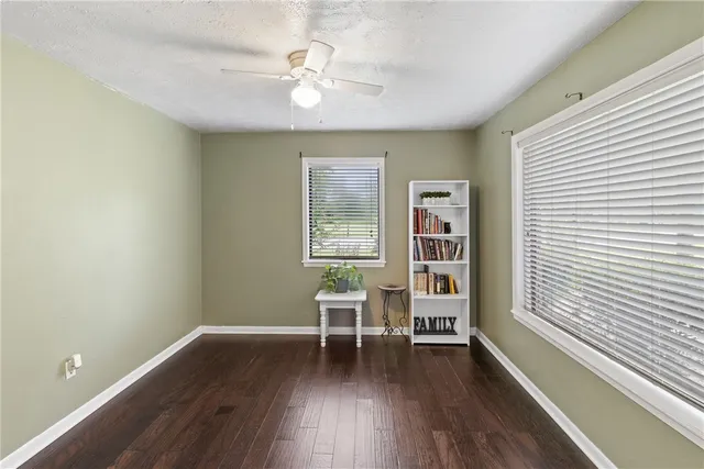 $325,000 | 2726 Camelot Drive, Bryan, TX 77802