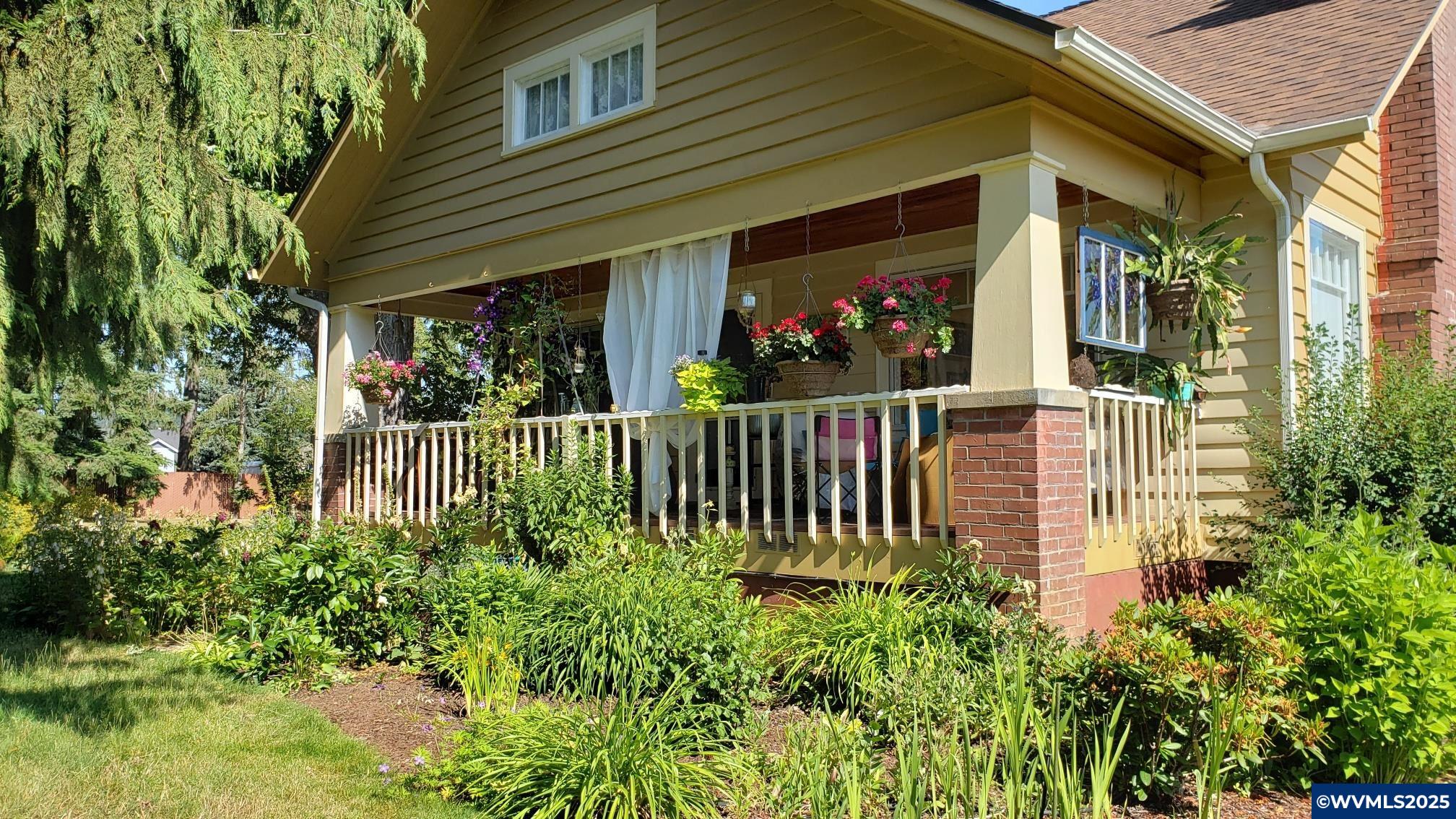 1557 Orchard Heights Road Northwest Salem, OR 97304 - Photo 1 of 48