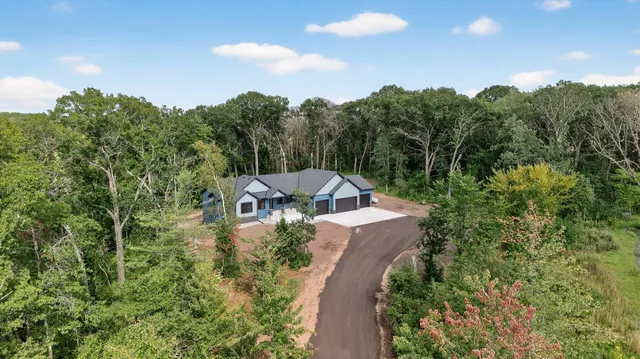 $884,900 | 29441 136th Street, Princeton, MN 55371