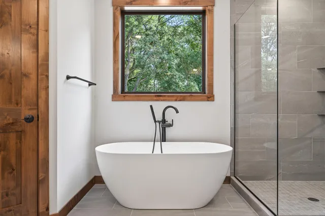 $884,900 | 29441 136th Street, Princeton, MN 55371