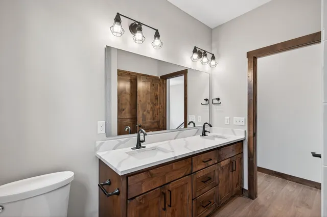 $884,900 | 29441 136th Street, Princeton, MN 55371