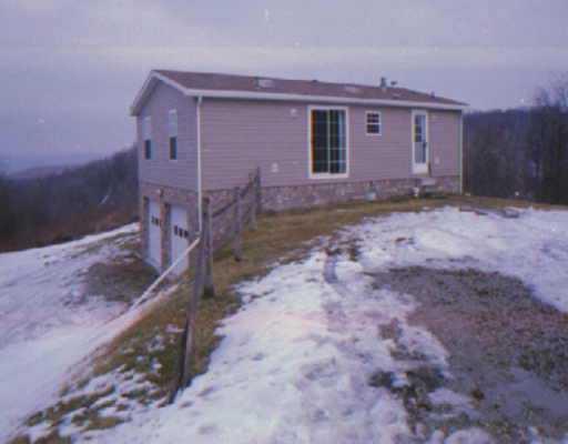 813 Monaca Road Aliquippa, PA 15001 - Photo 1 of 1 Gallery Image 1