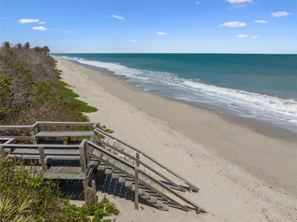 $1,995,000 | 8050 Florida A1A, Unit 207, Vero Beach, FL 32963