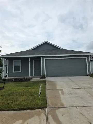front view of house with a yard