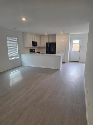 $1,800 | 627 Montclair Avenue, Princeton, TX 75407