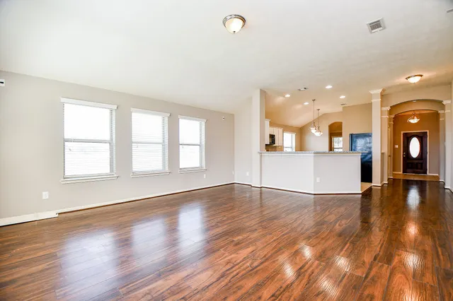 $2,200 | 2023 Manchester Crossing Drive, Fresno, TX 77545