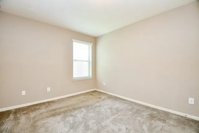 $2,200 | 2023 Manchester Crossing Drive, Fresno, TX 77545