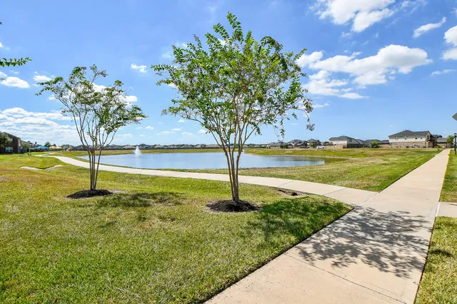 $2,200 | 2023 Manchester Crossing Drive, Fresno, TX 77545