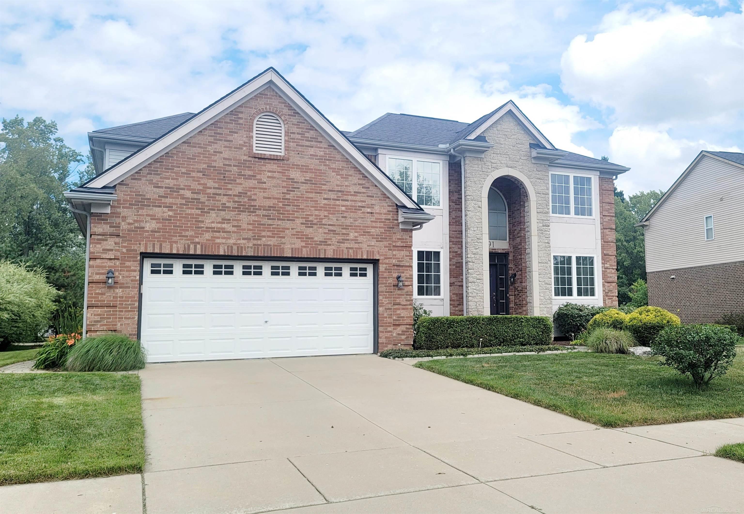 3691 Hogan Circle Rochester, MI 48307 - Photo 1 of 26 50083938.JPG