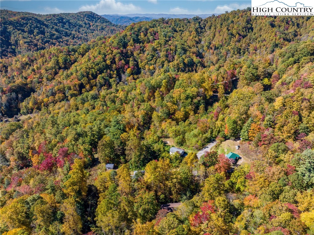 5977 Waterfalls Road Lenoir, NC 28645 - Photo 17 of 50 Gallery Image 17