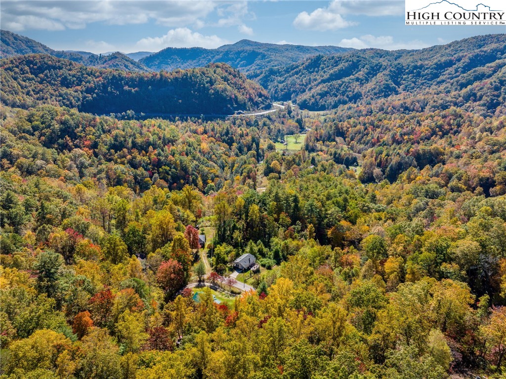 5977 Waterfalls Road Lenoir, NC 28645 - Photo 21 of 50 Gallery Image 21