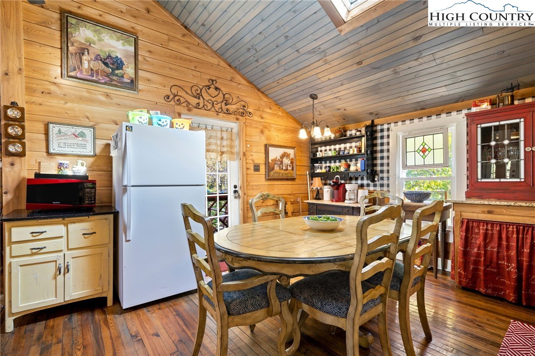 5977 Waterfalls Road Lenoir, NC 28645 - Photo 32 of 50 Gallery Image 32