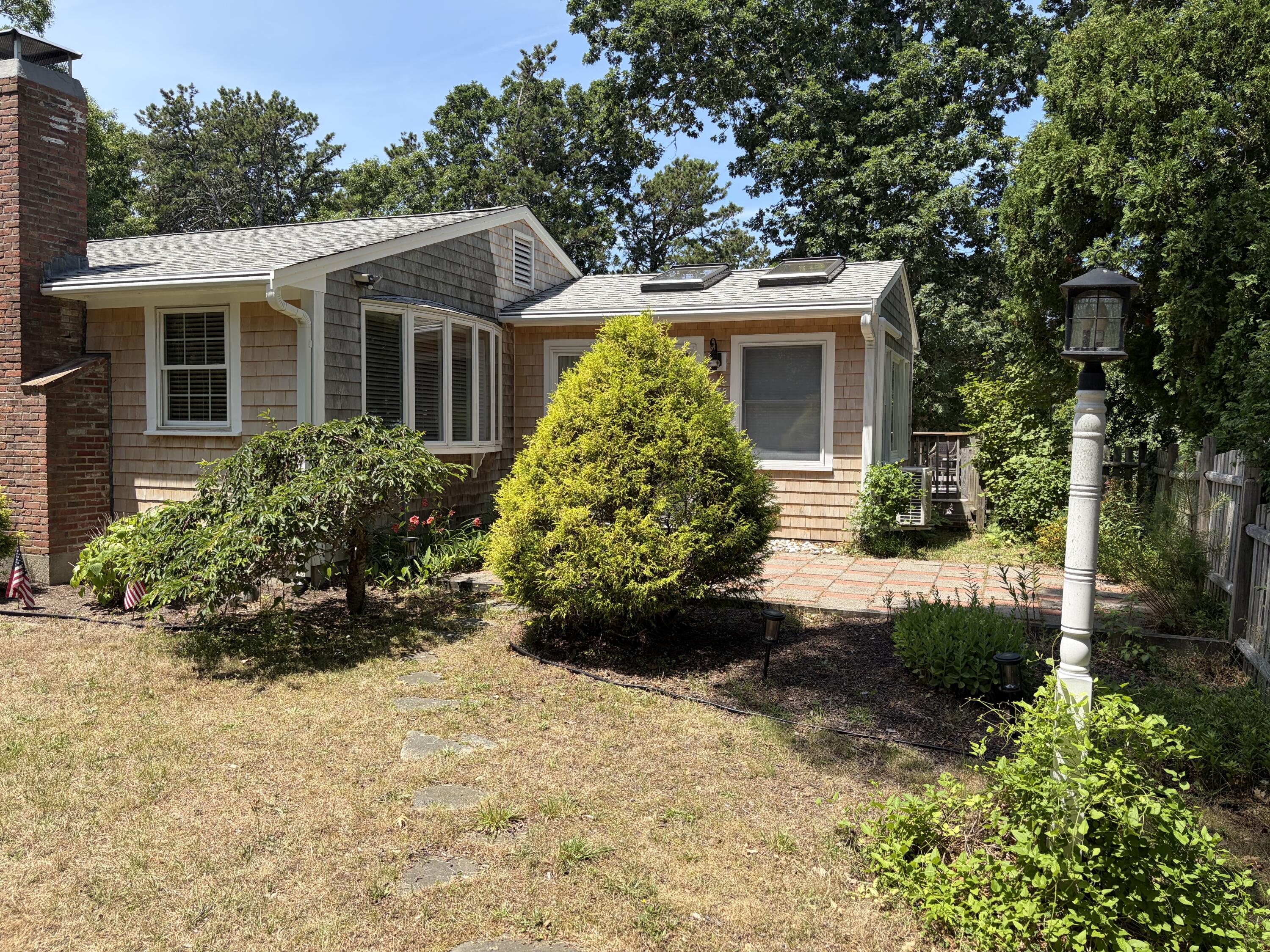 375 Meetinghouse Road Eastham, MA 02642 - Photo 4 of 47 IMG_0386