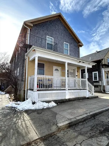 $1,300 | 24 Sycamore Street, Unit 1E, New Bedford, MA 02740