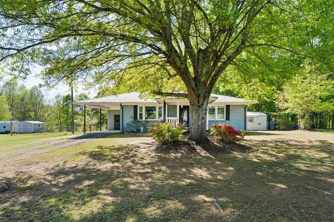 106 Torrington Road Walhalla, SC 29691 - Photo 1 of 29