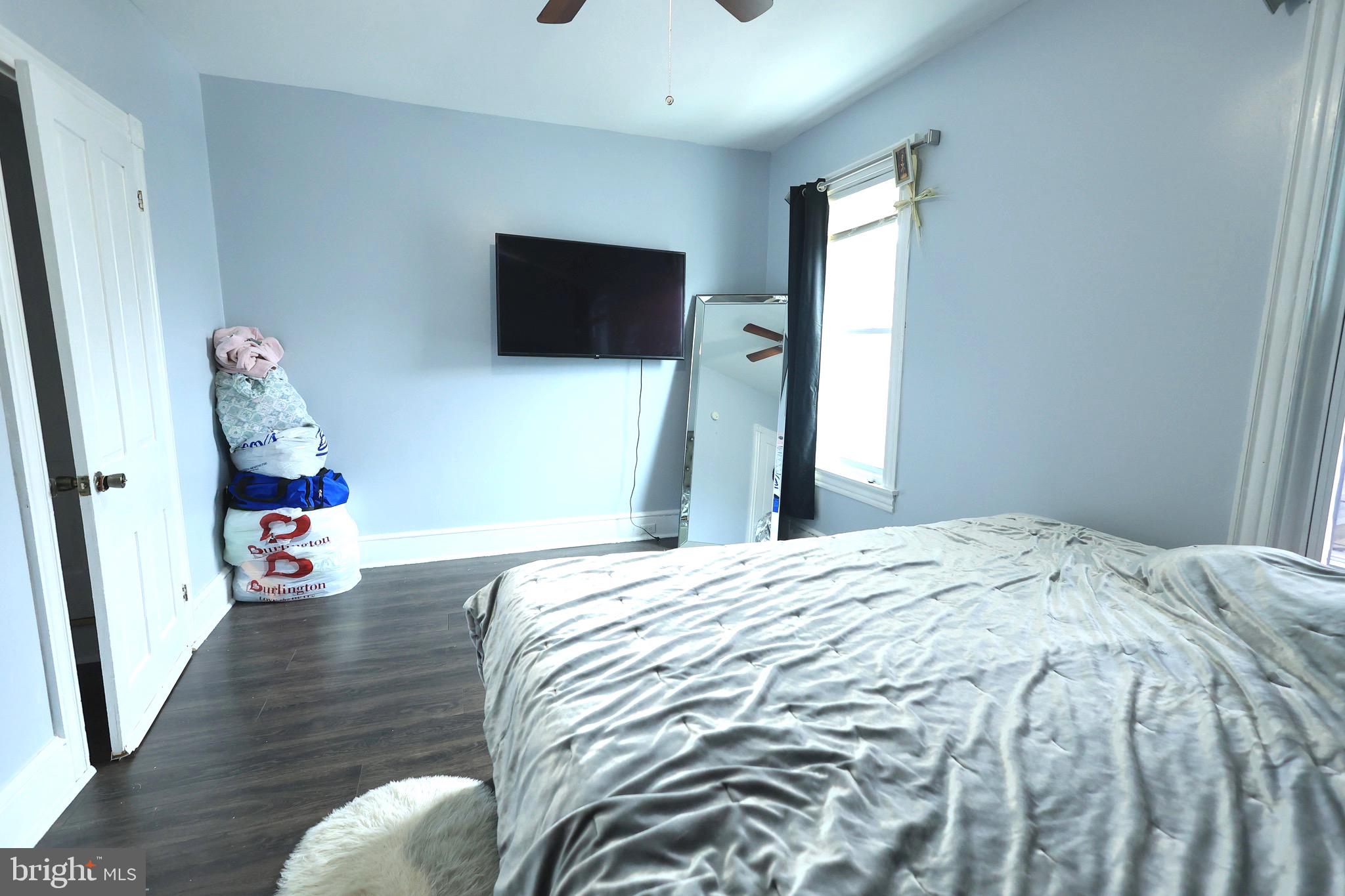 1011 Spring Street Reading, PA 19604 - Photo 16 of 44