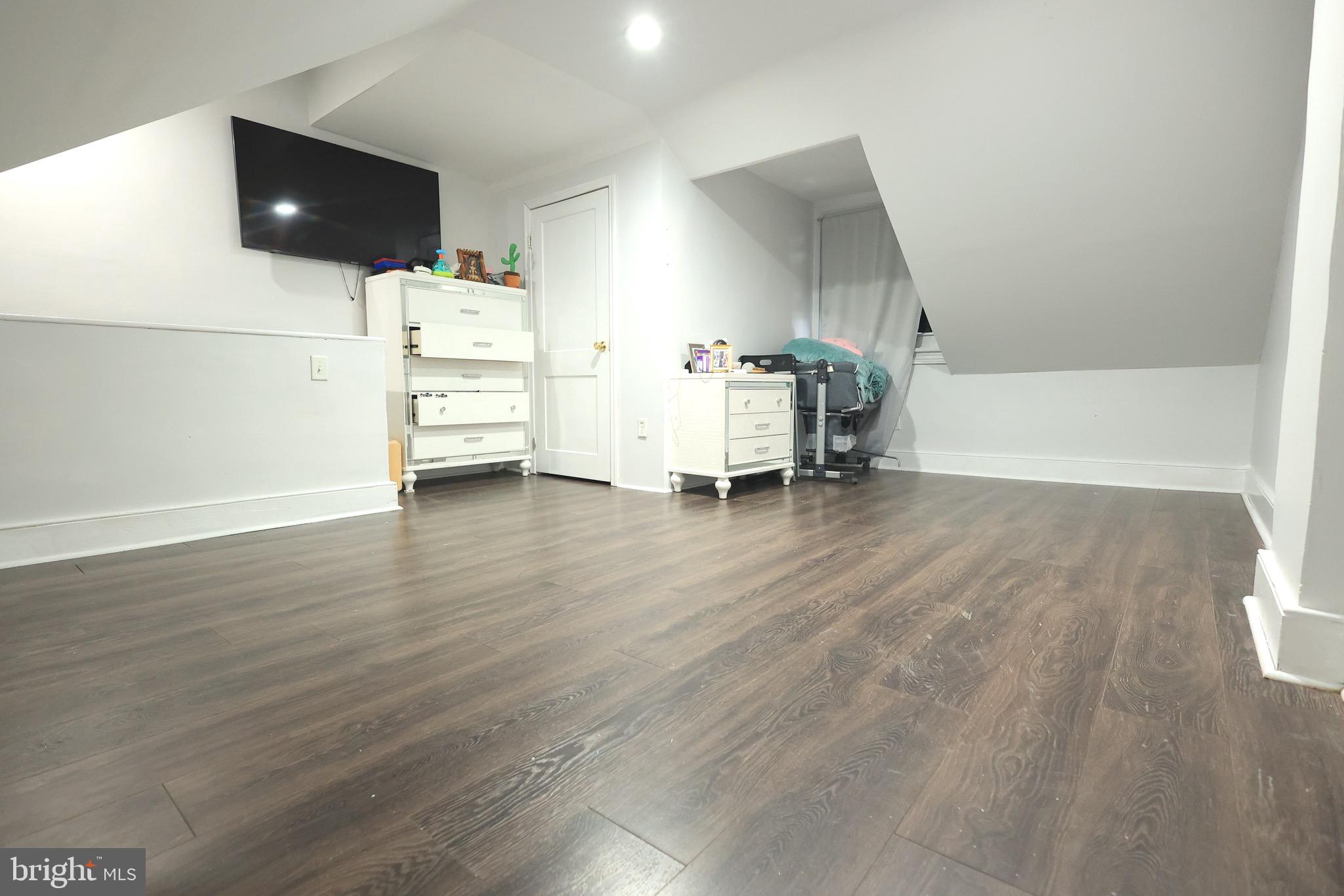 1011 Spring Street Reading, PA 19604 - Photo 24 of 44