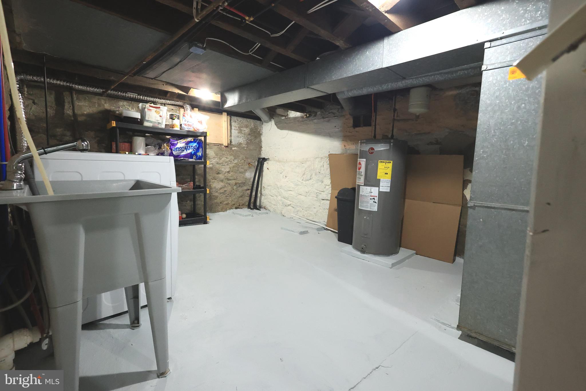 1011 Spring Street Reading, PA 19604 - Photo 37 of 44