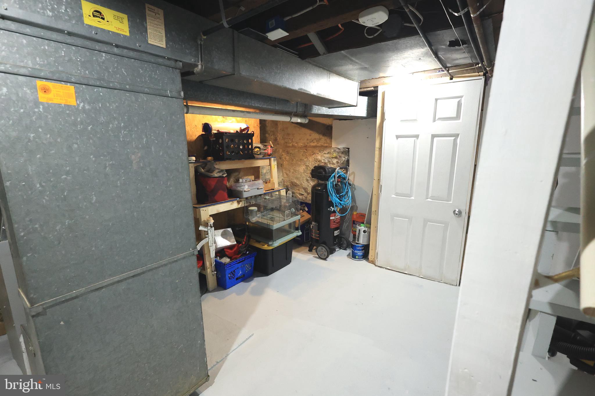 1011 Spring Street Reading, PA 19604 - Photo 39 of 44