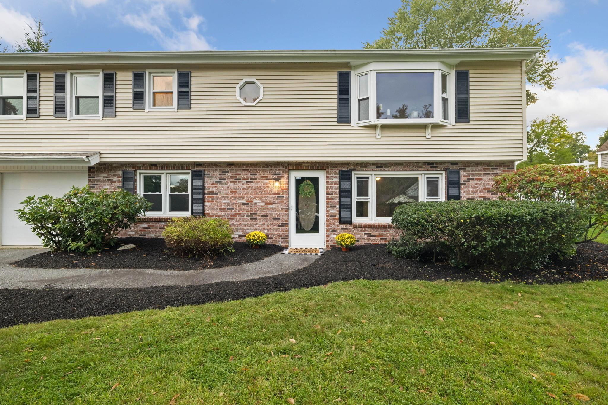 3 Longwood Road Salem, NH 03079 - Photo 2 of 59 Gallery Image 2