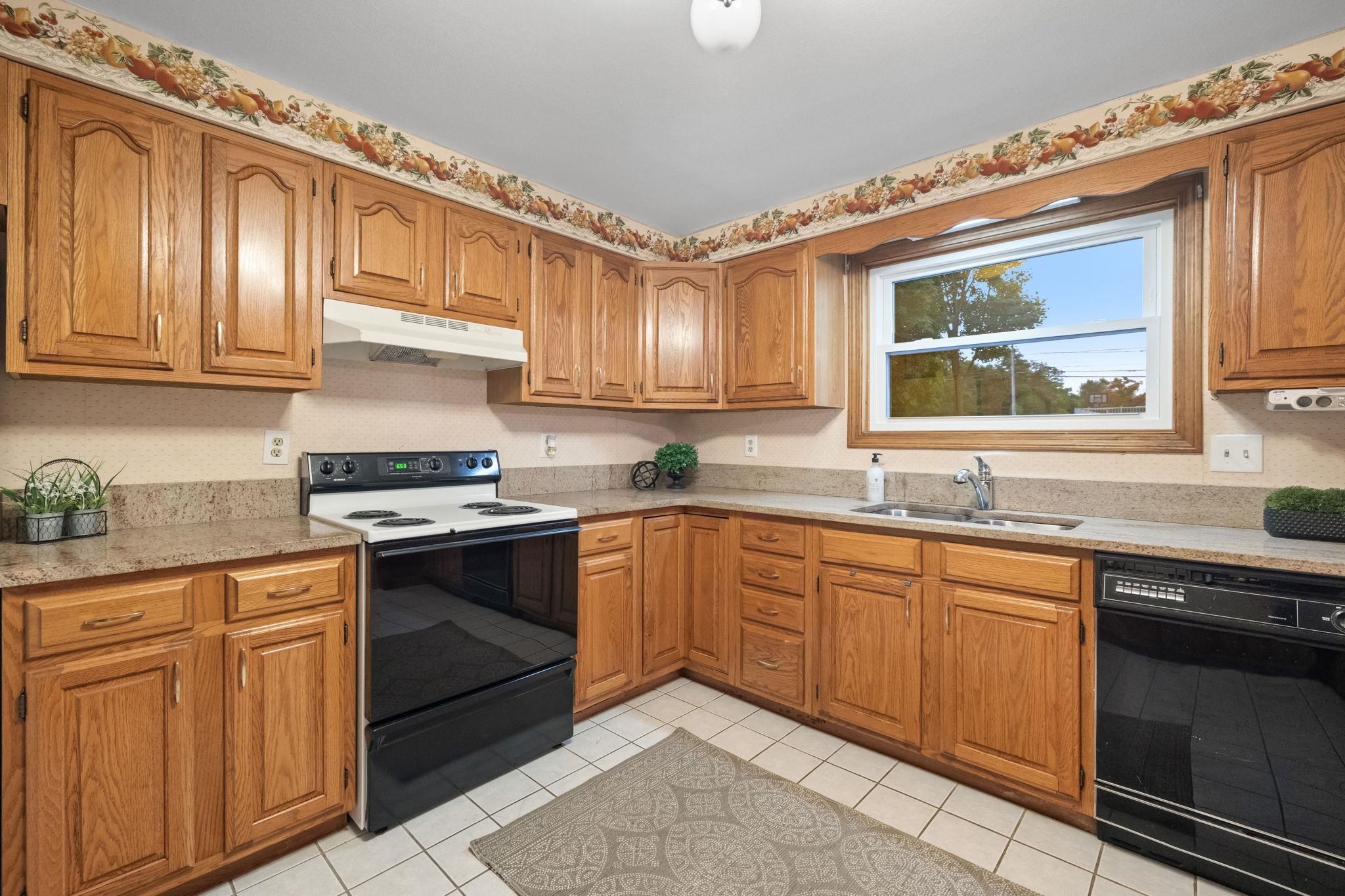 3 Longwood Road Salem, NH 03079 - Photo 58 of 59 Gallery Image 58