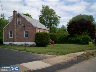 1458 Watson Road Folcroft, PA 19032 - Photo 3 of 3 Gallery Image 3