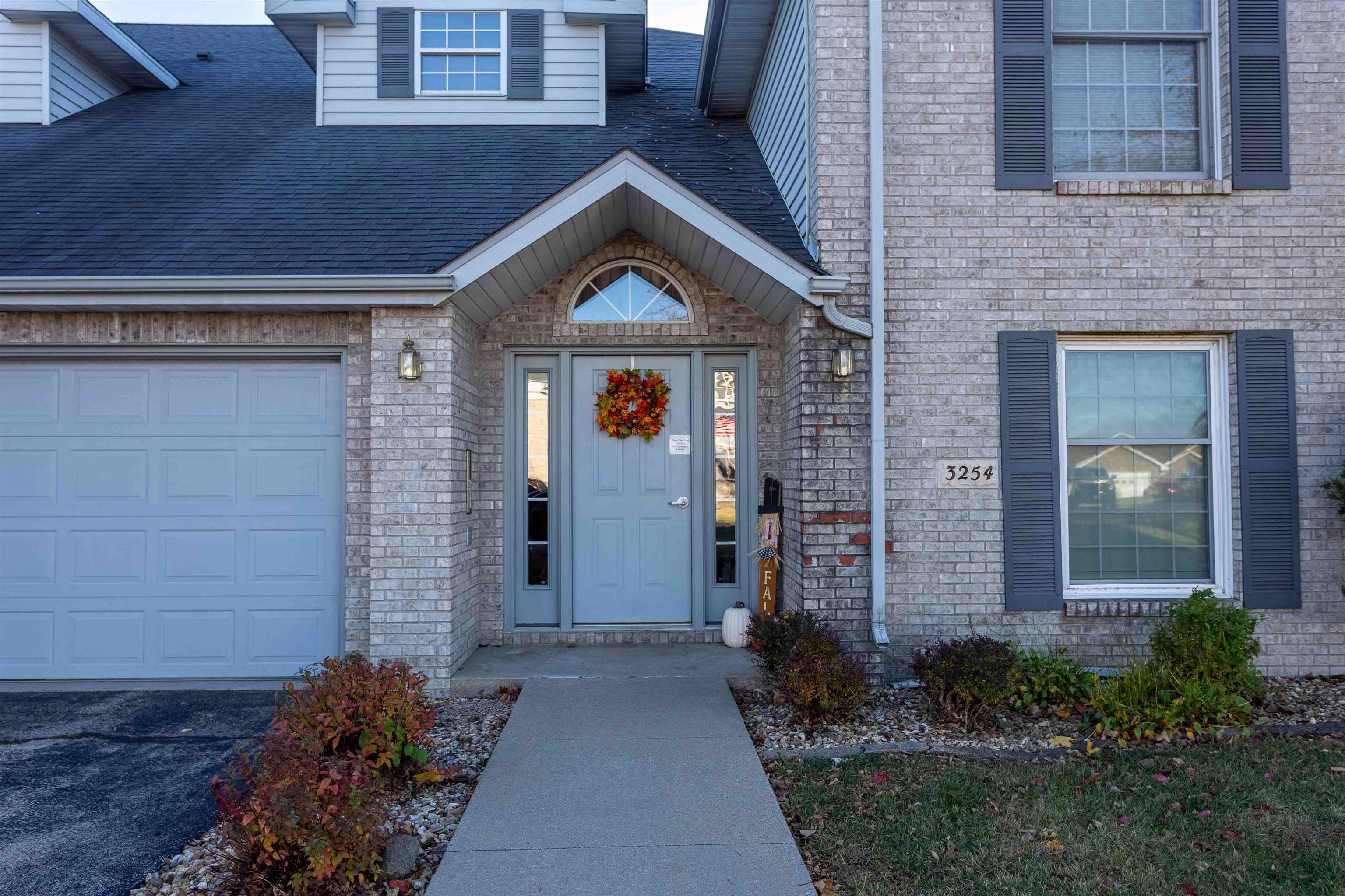 3254 Lake Ridge Drive Dubuque, IA 52003 - Photo 2 of 23 Gallery Image 2