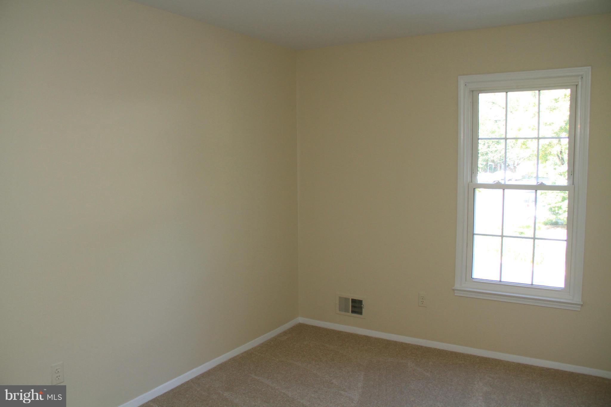 2417 Alsop Court Reston, VA 20191 - Photo 20 of 25 Bedroom 3