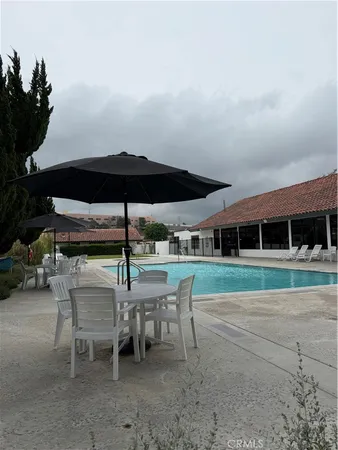 $215,000 | 27361 Sierra Highway, Unit 198, Canyon Country, CA 91351