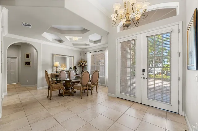 a view of a livingroom with furniture
