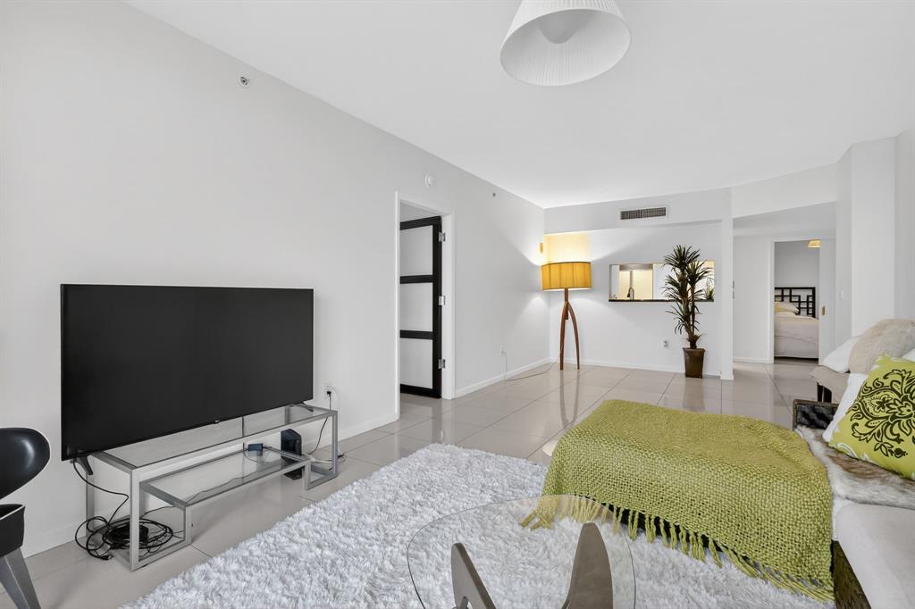 9595 Collins Avenue, Unit N8F Surfside, FL 33154 - Photo 10 of 48