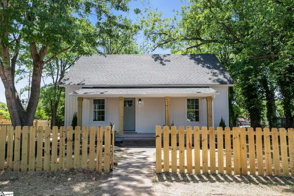 $329,000 | 1 9th Street, Greenville, SC 29611