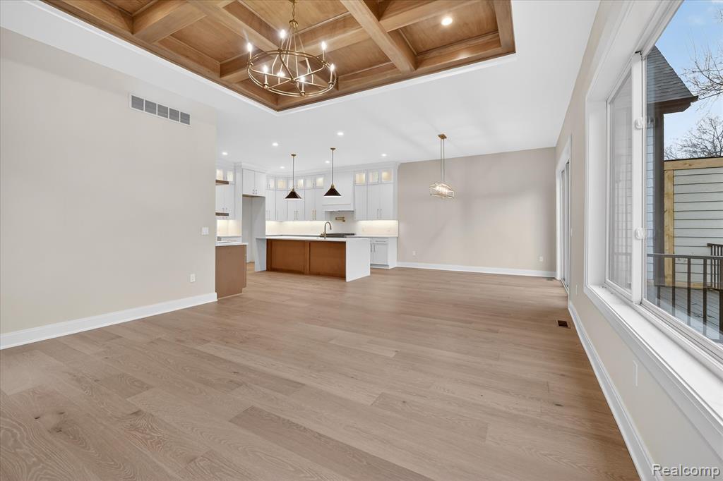 546 Maplehill Road Rochester Hills, MI 48306 - Photo 18 of 52