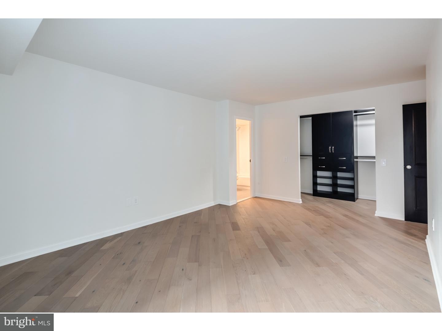 1420 Locust Street, Unit 7N Philadelphia, PA 19102 - Photo 15 of 21