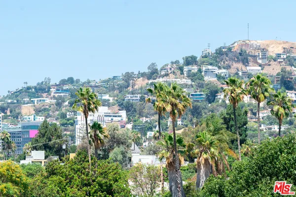 $7,940 | 1250 North Fairfax Avenue, Unit 510, West Hollywood, CA 90046