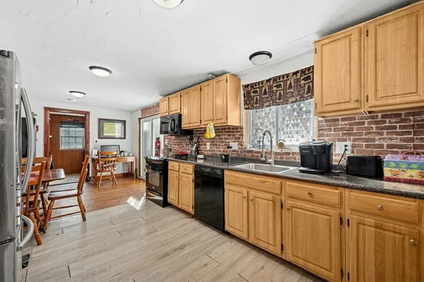 $434,900 | 152 Beaver Brook Parkway, Worcester, MA 01603