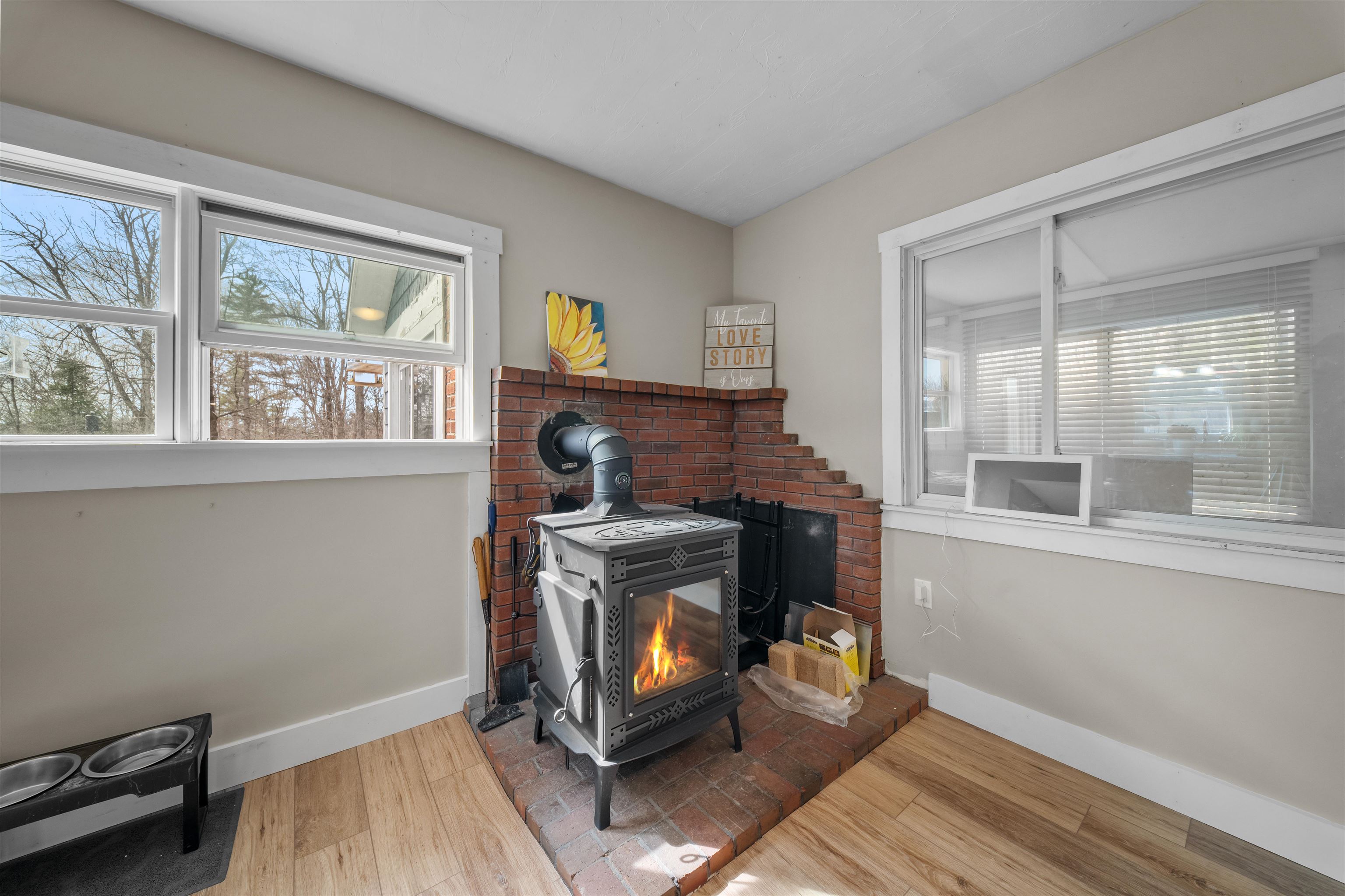 44 Dean Road Danbury, NH 03230 - Photo 7 of 58