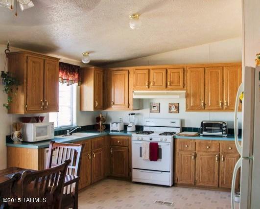 18225 West Avra Valley Road Marana, AZ 85653 - Photo 6 of 19