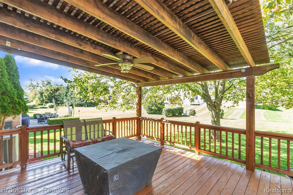 1387 Royal Crescent Street Rochester Hills, MI 48306 - Photo 27 of 33