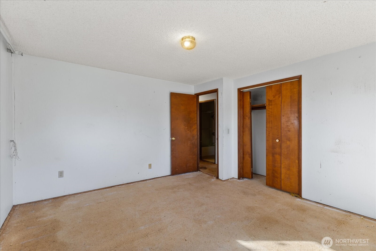 38425 Swede Heaven Road Arlington, WA 98223 - Photo 18 of 36 a view of an empty room