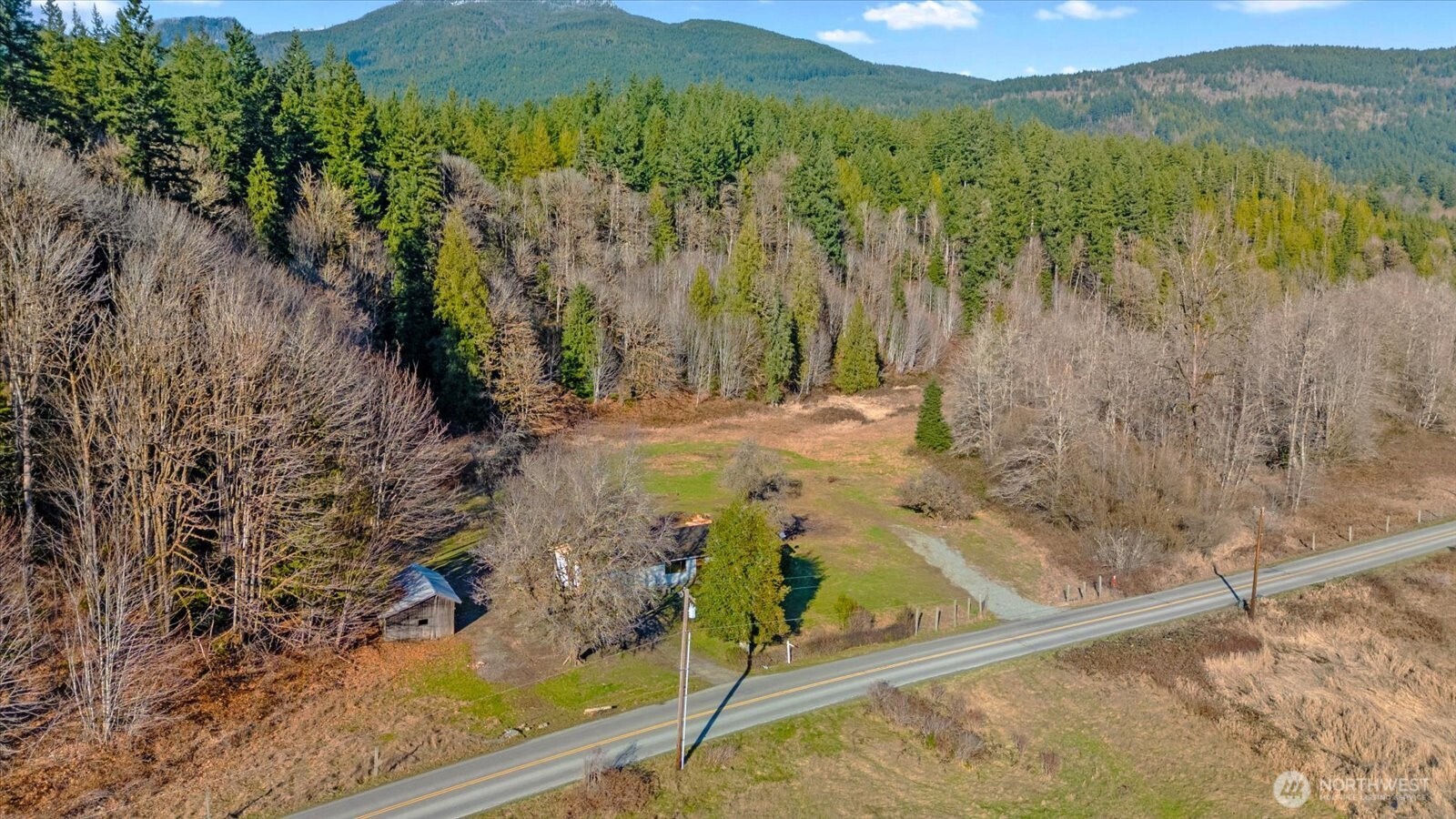 38425 Swede Heaven Road Arlington, WA 98223 - Photo 26 of 36 a view of a garden with mountain