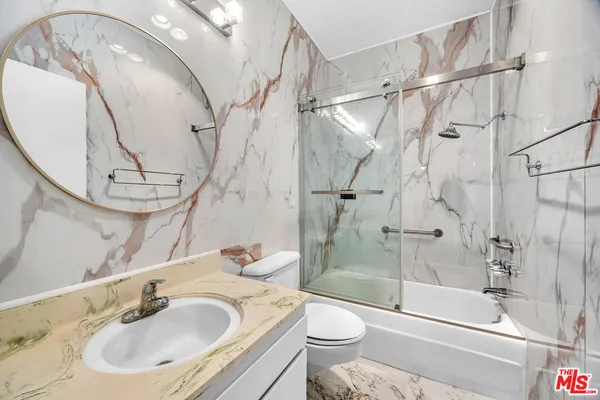 $3,500 | 14144 Dickens Street, Unit 122, Sherman Oaks, CA 91423