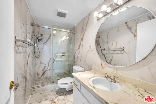 $3,500 | 14144 Dickens Street, Unit 122, Sherman Oaks, CA 91423