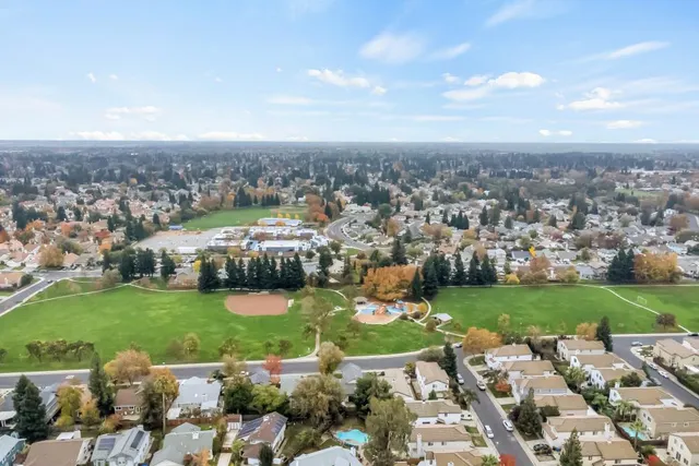 $525,000 | 6009 Greybridge Court, Elk Grove, CA 95758