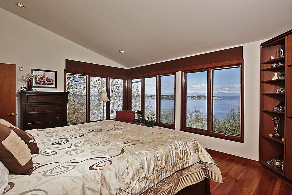 6105 Bob Galbreath Road Clinton, WA 98236 - Photo 13 of 25 Gallery Image 13