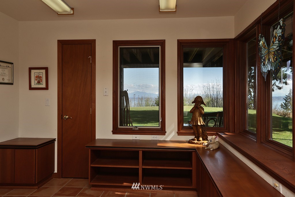 6105 Bob Galbreath Road Clinton, WA 98236 - Photo 23 of 25 Gallery Image 23